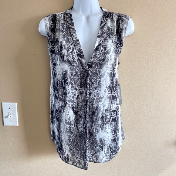 VINCE CAMUTO snake print blouse - Picture 1 of 4